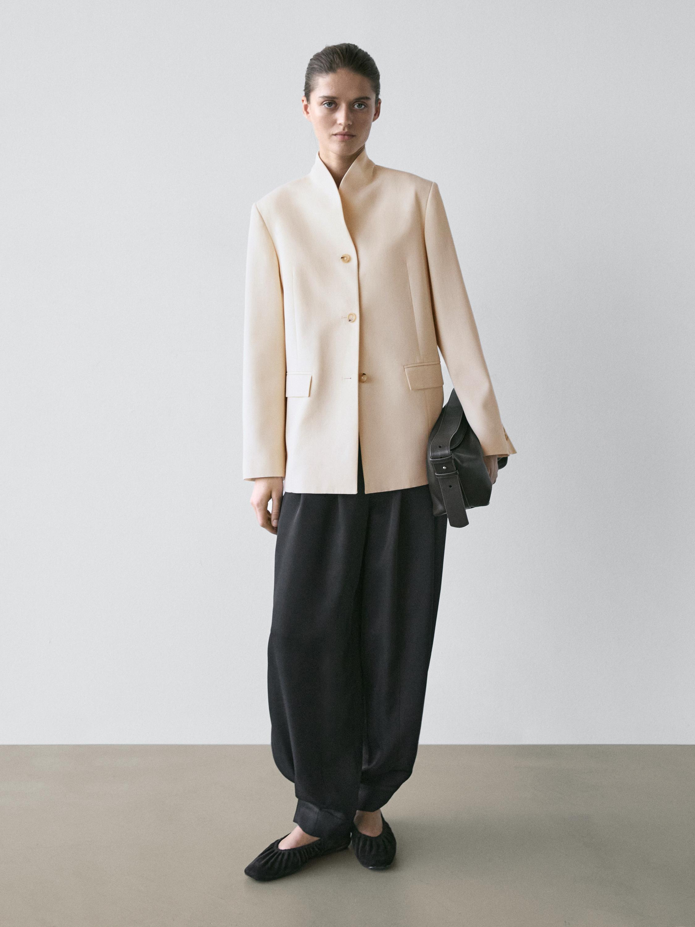 Veste satinée à col montant